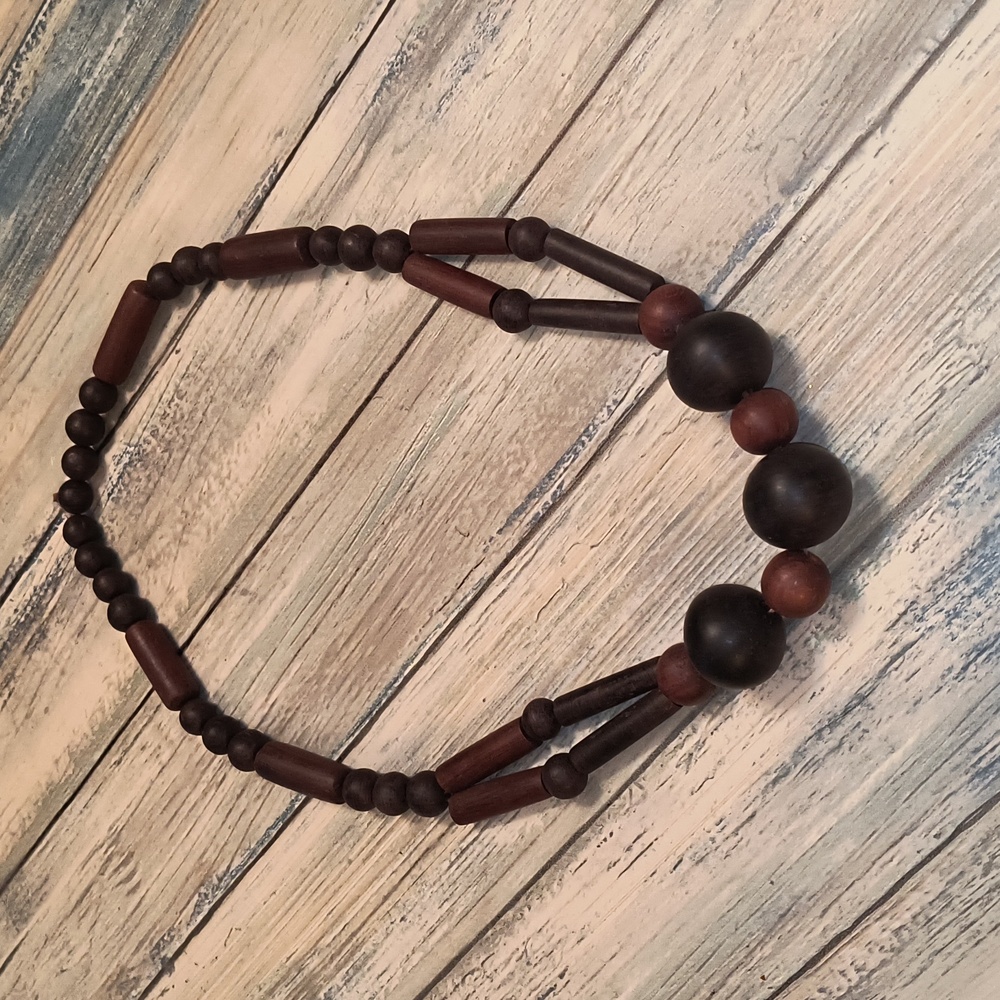 Vintage wooden beaded necklace